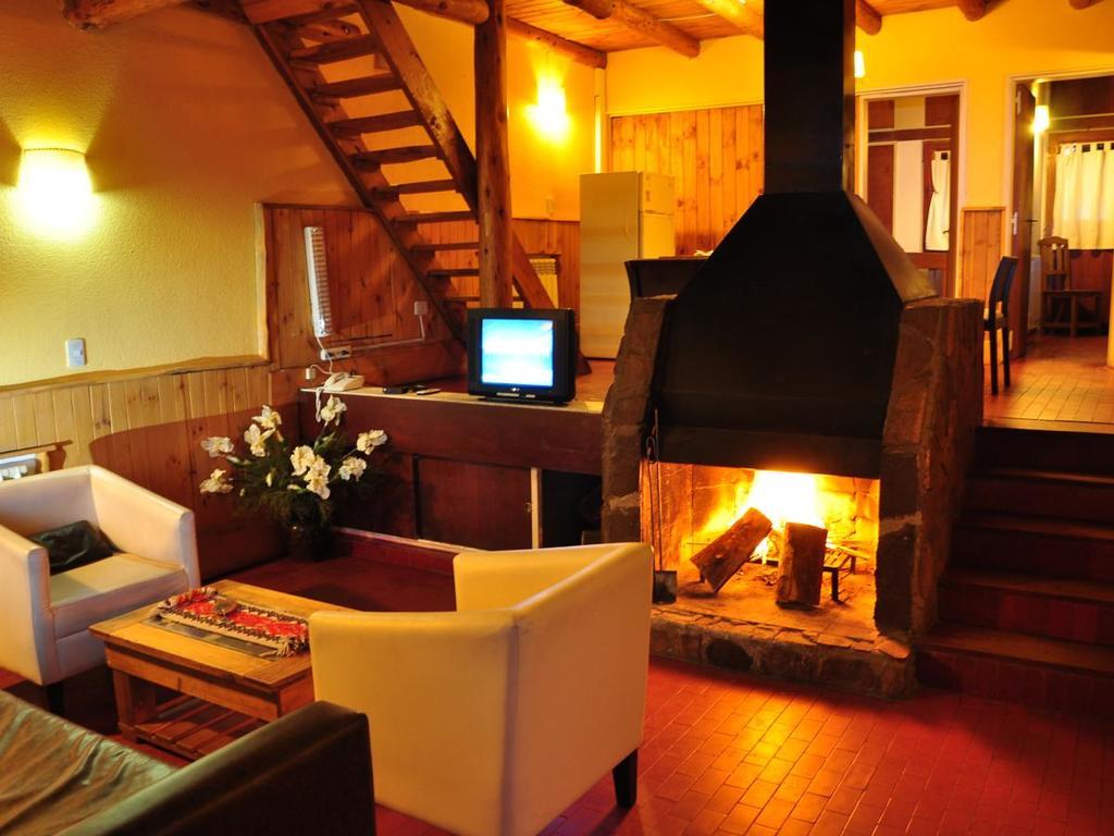 Hotel Y Cabanas Del Nevado Caviahue Exteriör bild