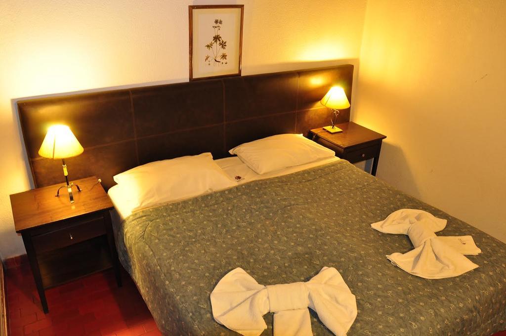 Hotel Y Cabanas Del Nevado Caviahue Exteriör bild